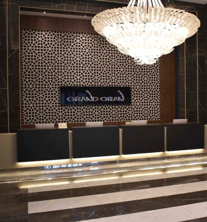 Az Hotels Grand Oran Es Senia Eksteriør billede