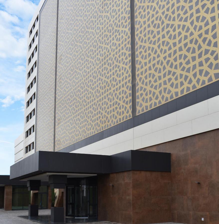 Az Hotels Grand Oran Es Senia Eksteriør billede