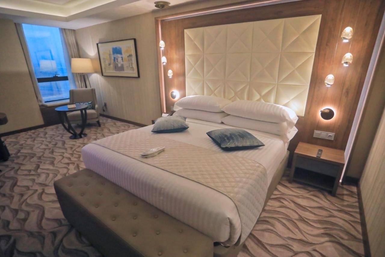 Az Hotels Grand Oran Es Senia Eksteriør billede