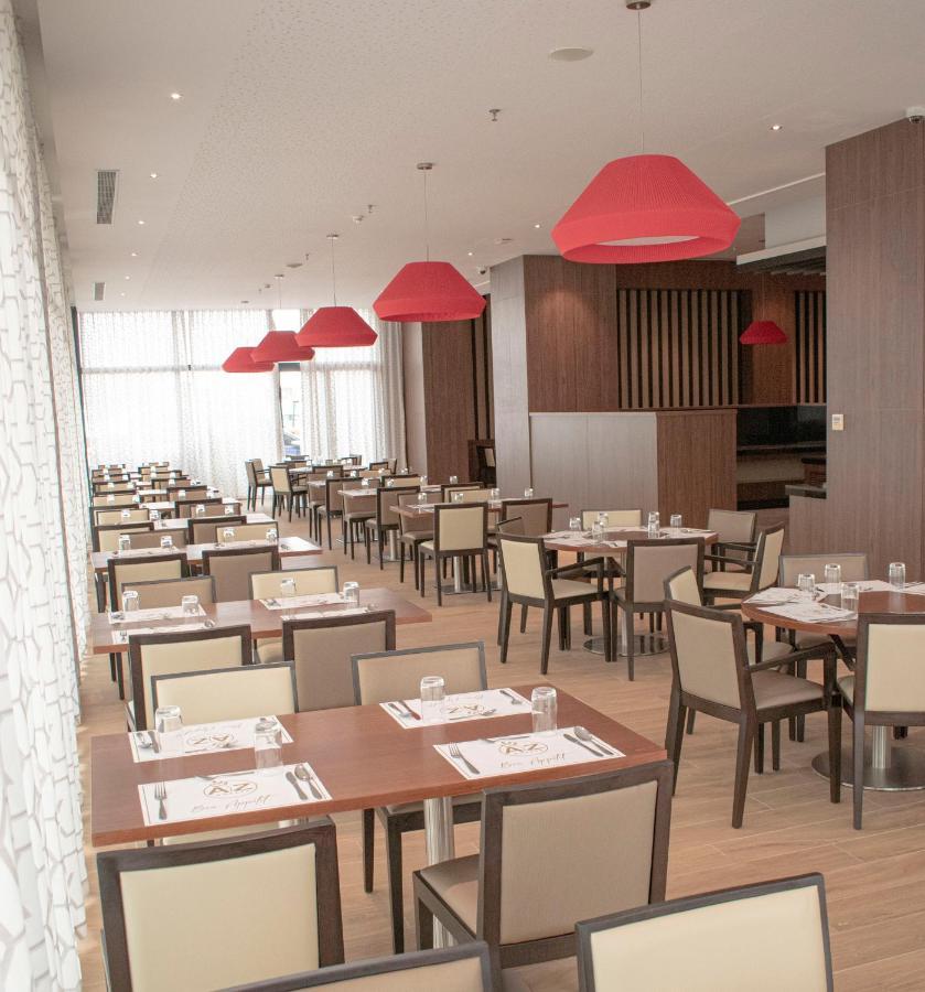 Az Hotels Grand Oran Es Senia Eksteriør billede