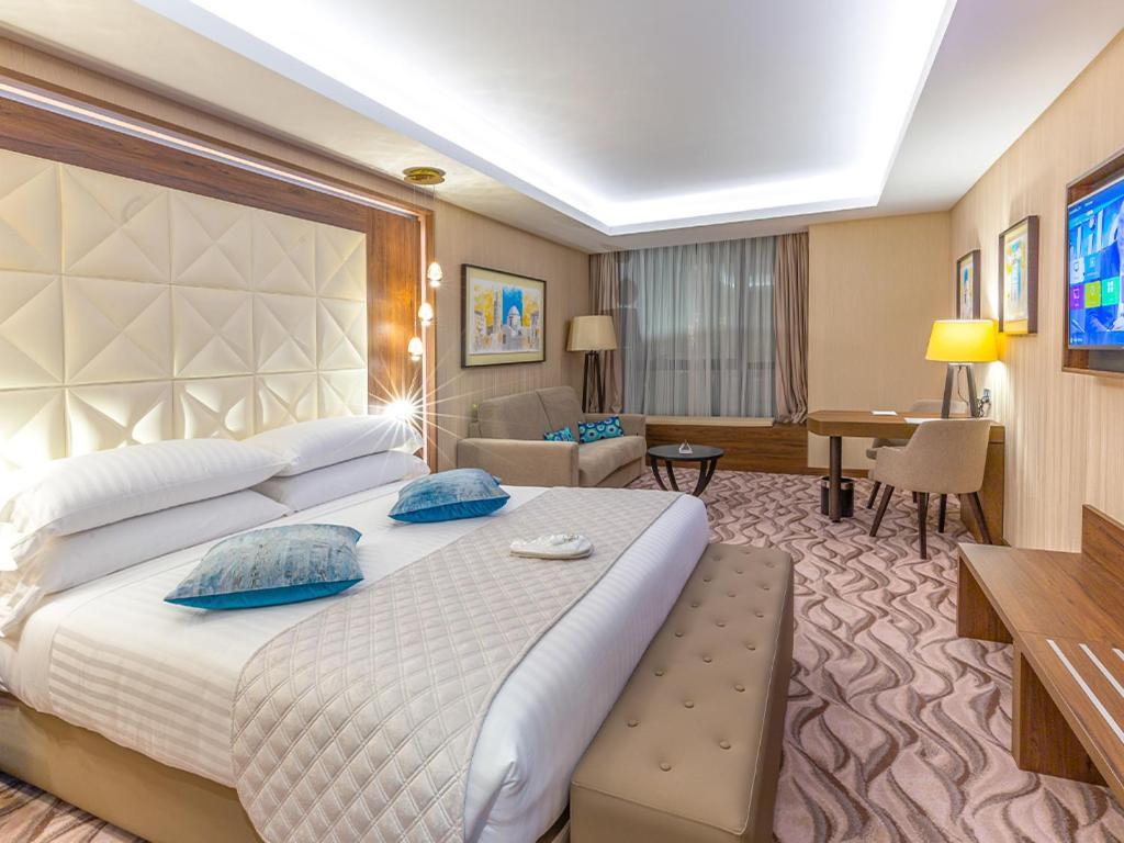 Az Hotels Grand Oran Es Senia Eksteriør billede